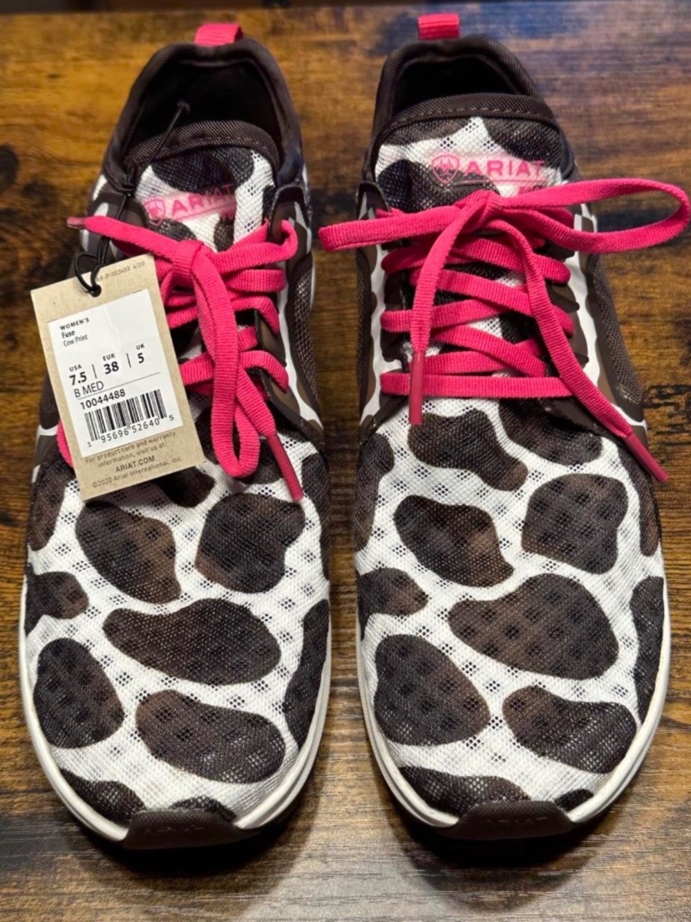 Ariat Fuse Cow Print Lace Up Sneakers NWT Pink Western 7.5 - Picture 1 of 4